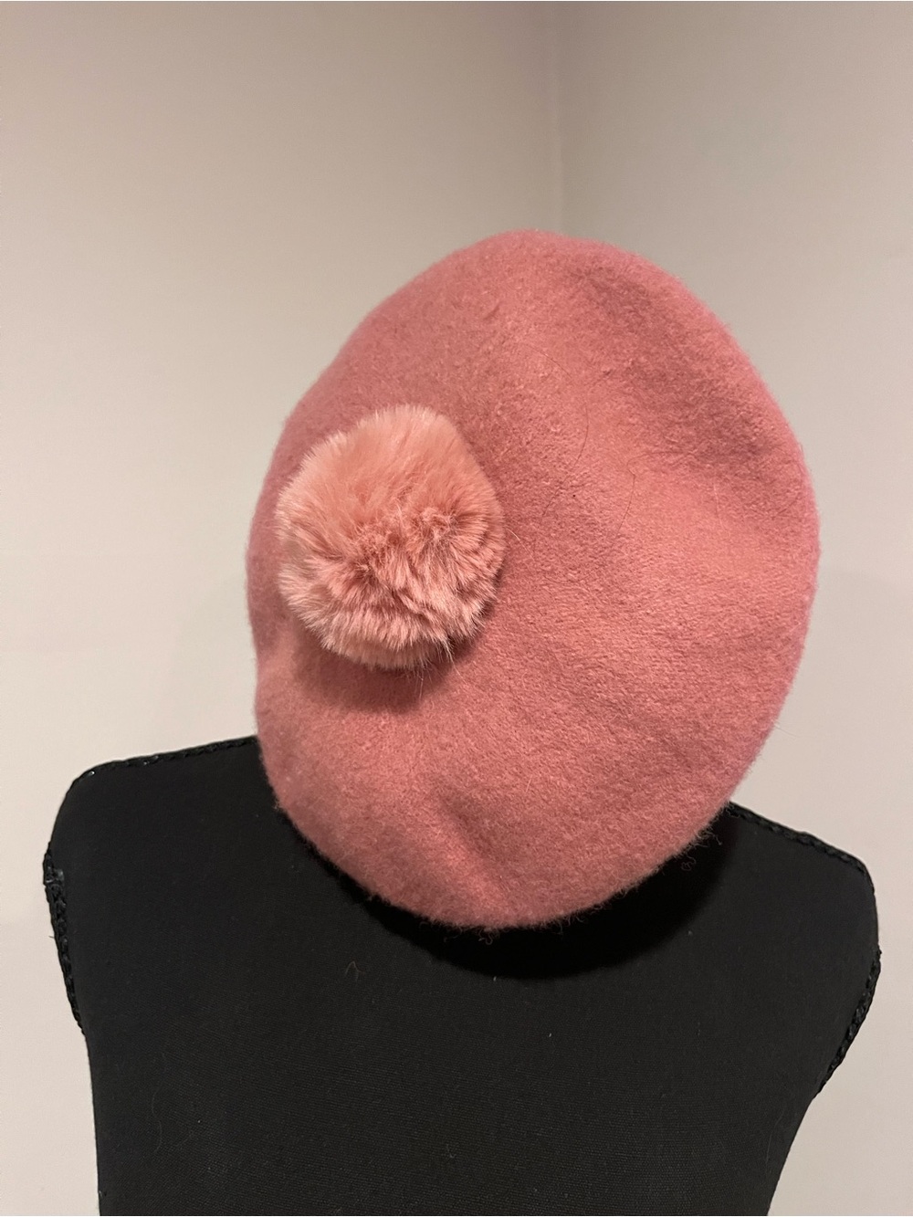 Pink Mauve Pom-Pom Wool Beret